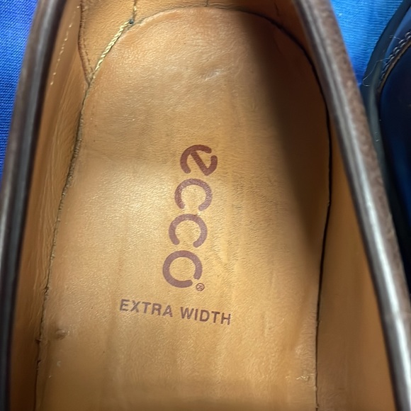 ECCO Slip on Loafers - Picture 4 of 9